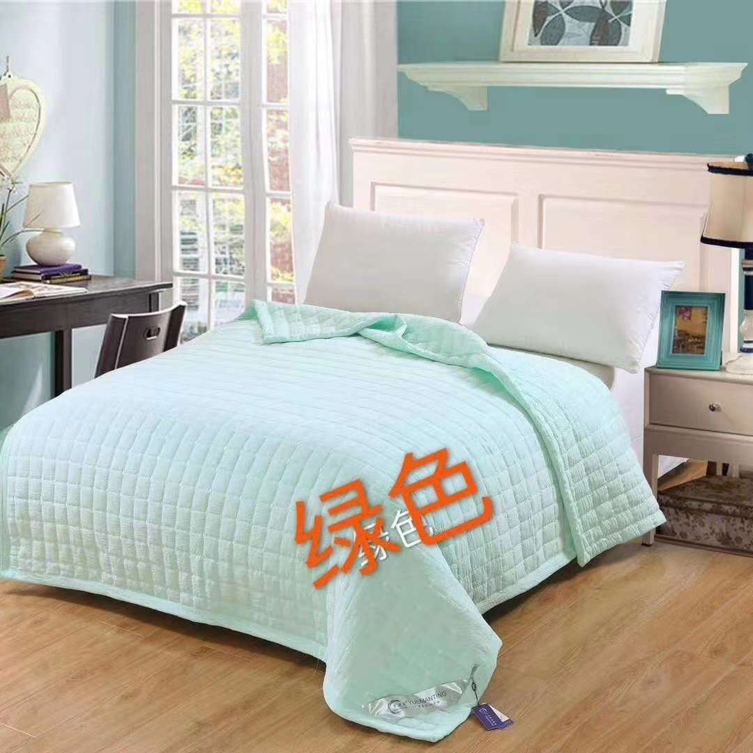 水洗棉夏凉被白底实物图