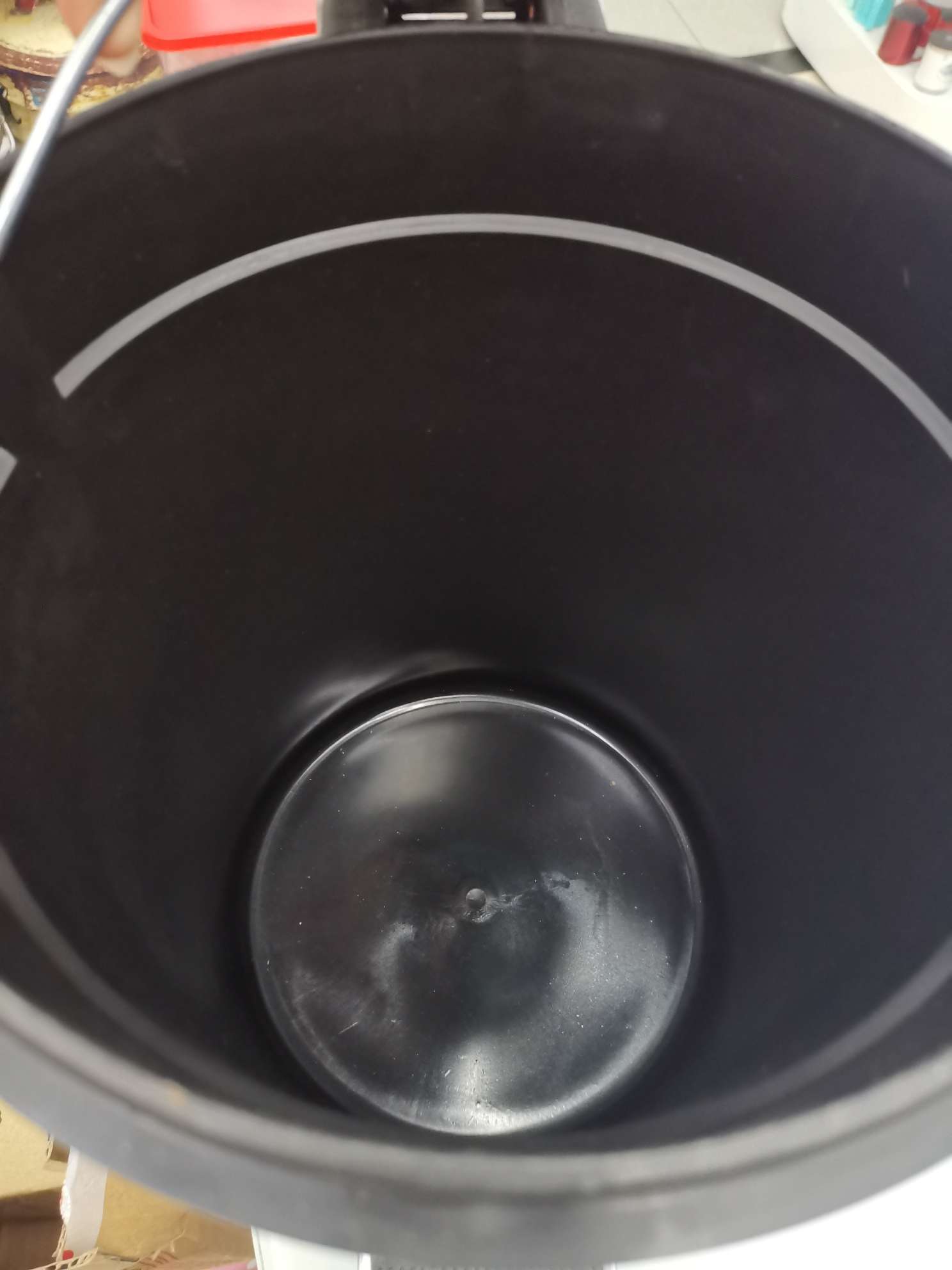 8L不锈钢垃圾桶详情图2