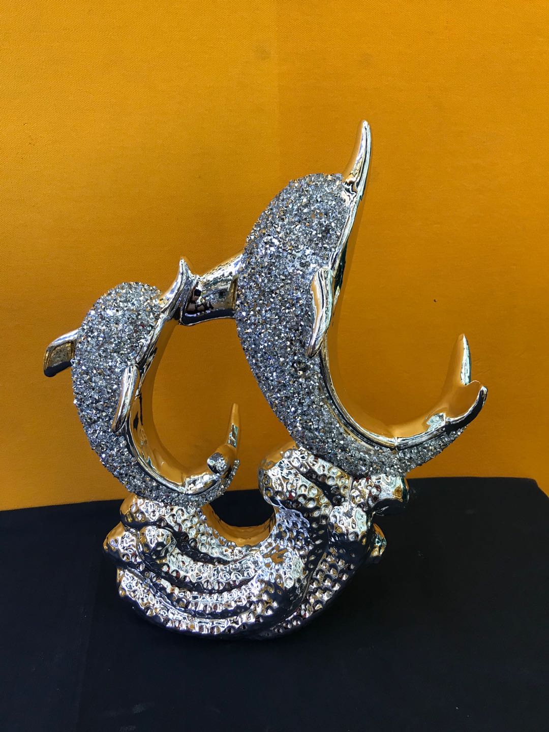 Ceramic diamond dolphin, British style decoration thumbnail