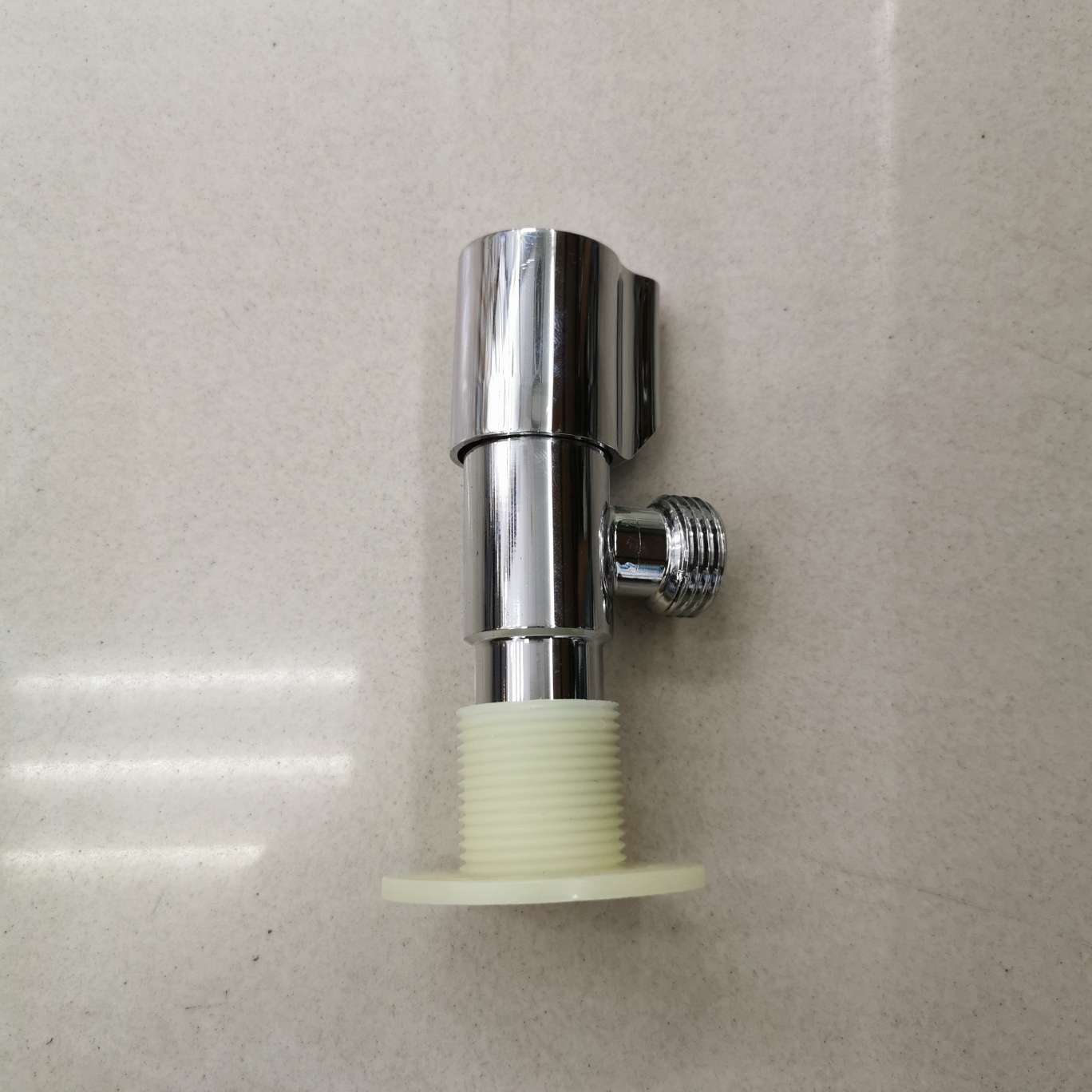 angle valve thumbnail