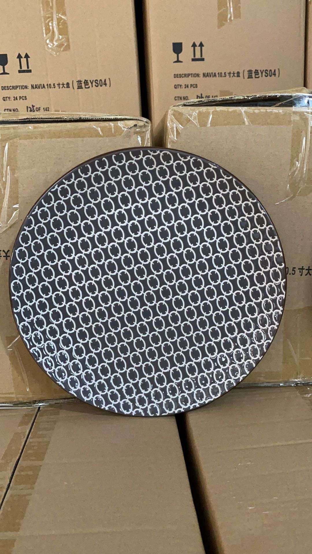 Ceramic undefined