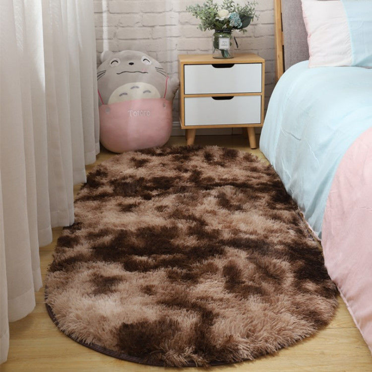 Long-haired colored bedside carpet for the bedroom