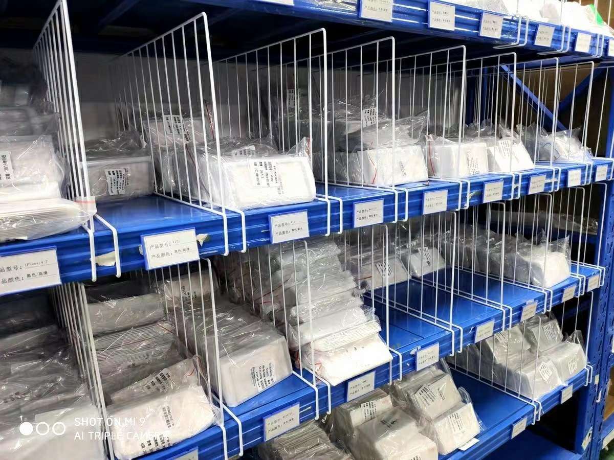 White Impregnated Plastic Wire Mesh Warehouse Storage Shelf Division Net, Isolation Mesh Division Mesh Iron Frame Various Sizes Can Be Customized According To Customer Requirements undefined