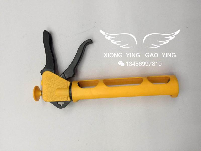 Glue squeezer glass glue gun Application Scenario