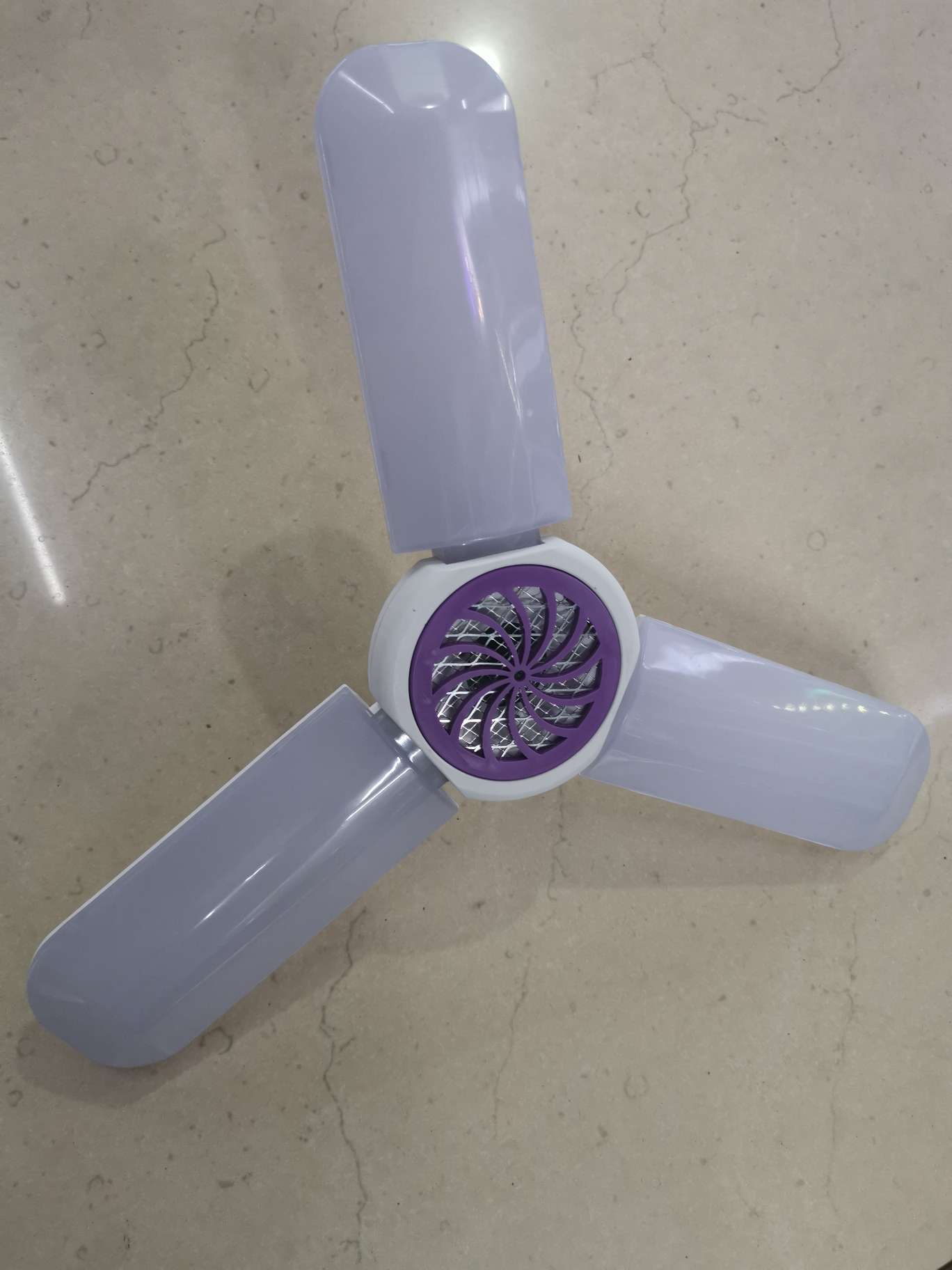 LED三叶灭蚊灯165-265V