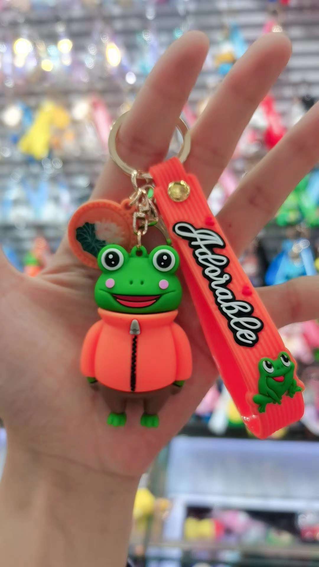 Cartoon and anime frog keychains, couple keychains, bag hanging buttons Specification image