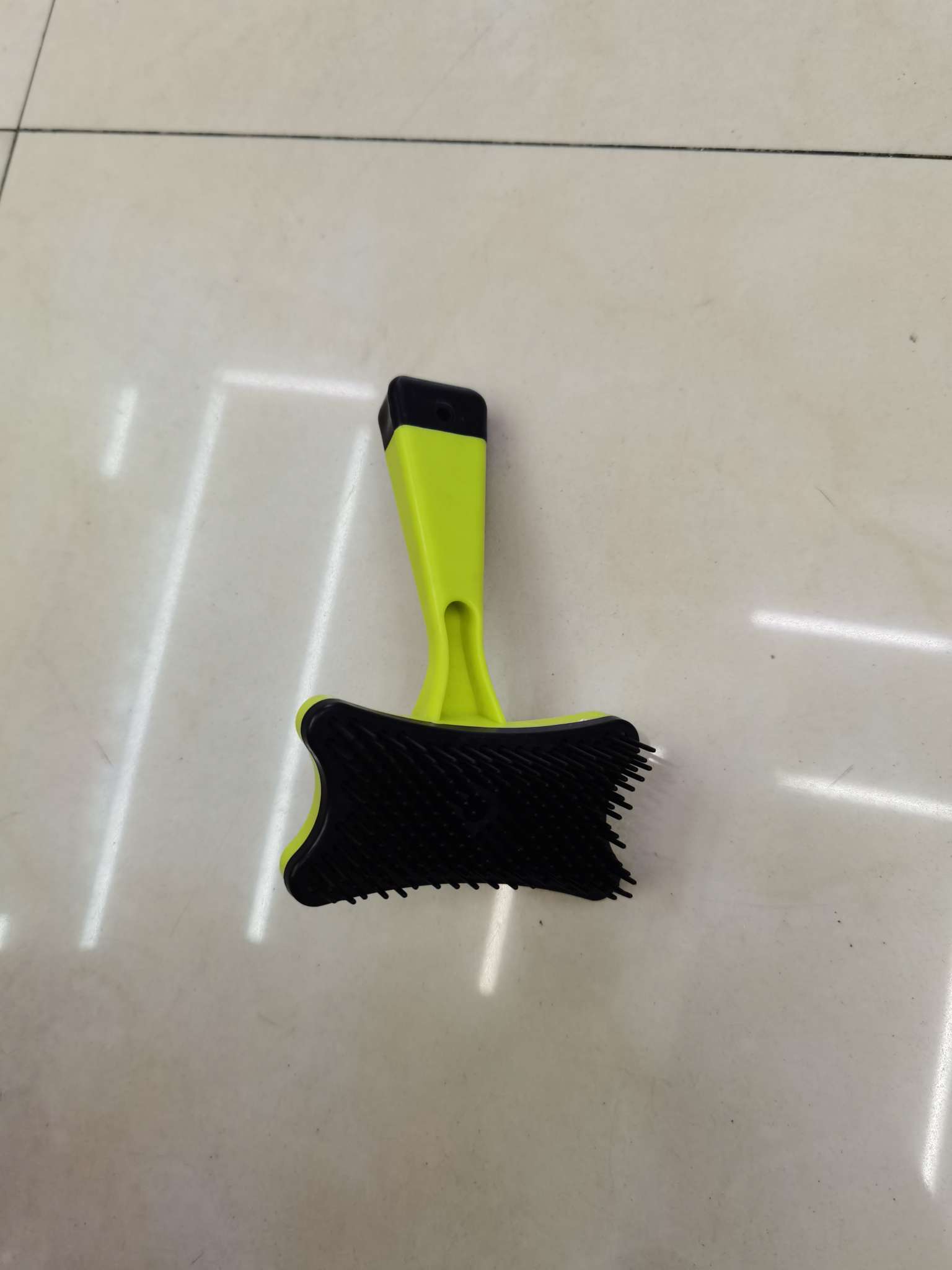 Pet comb thumbnail