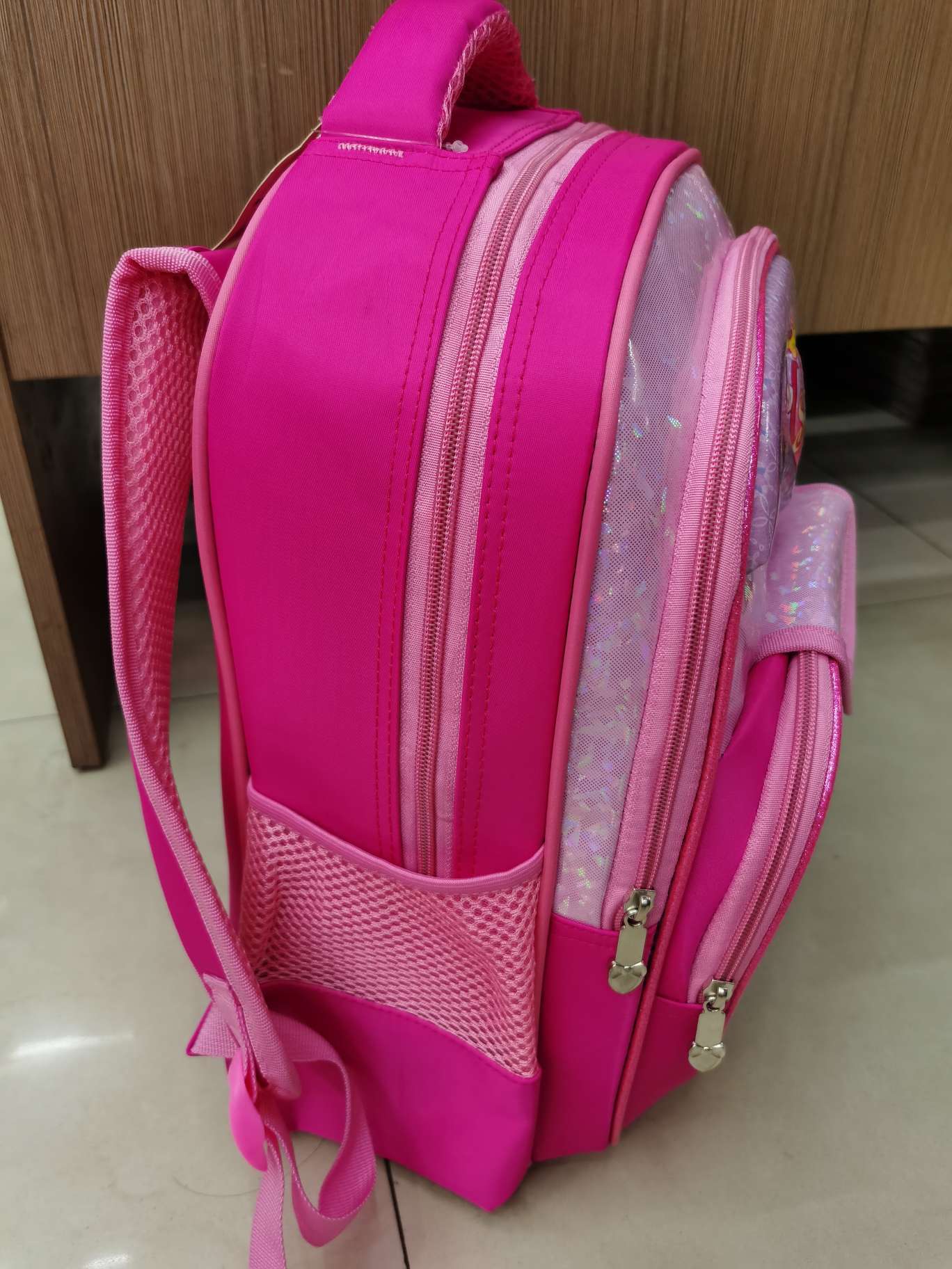 16 Inch Leather Bag With Floral Pieces details Picture