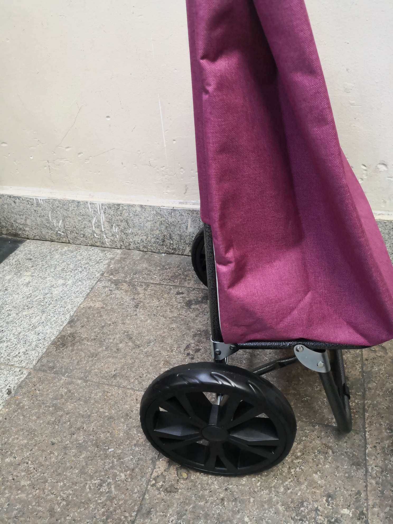 大轮子可折叠购物车细节图