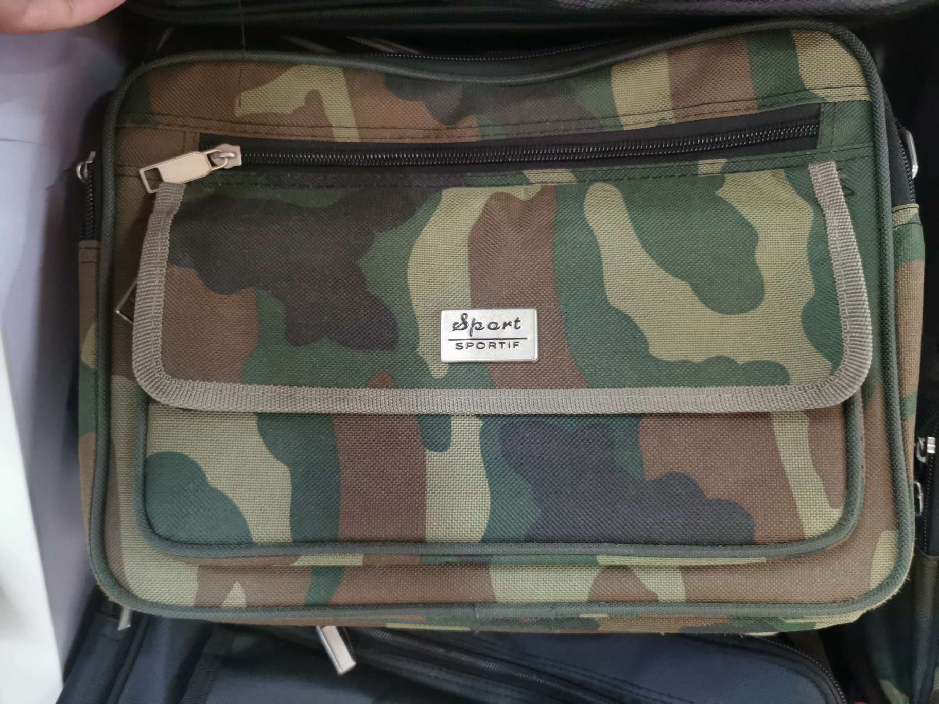 外贸多功能迷彩单肩包