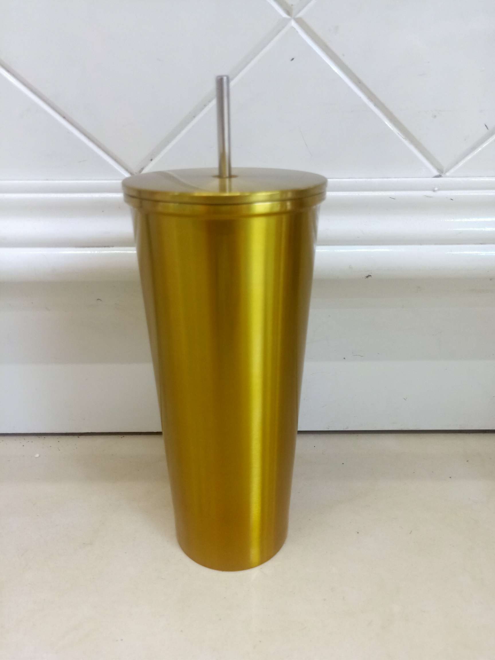 优质环保不锈钢双层真空保温保冷咖啡吸管杯白底实物图