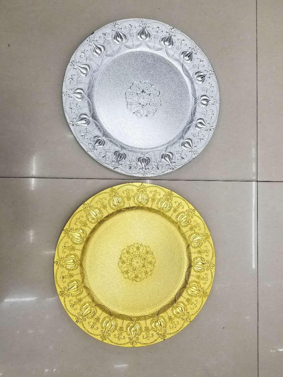 Plastic gold-plated plate detail image 3