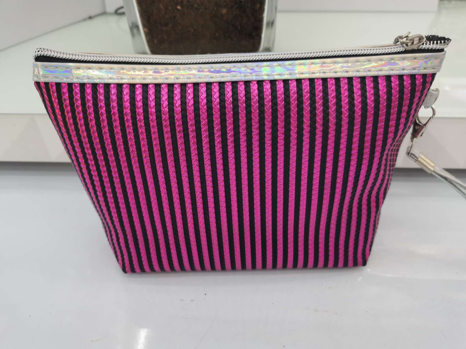 韩版时尚2020年新款手拿包洗漱包化妆包细节图