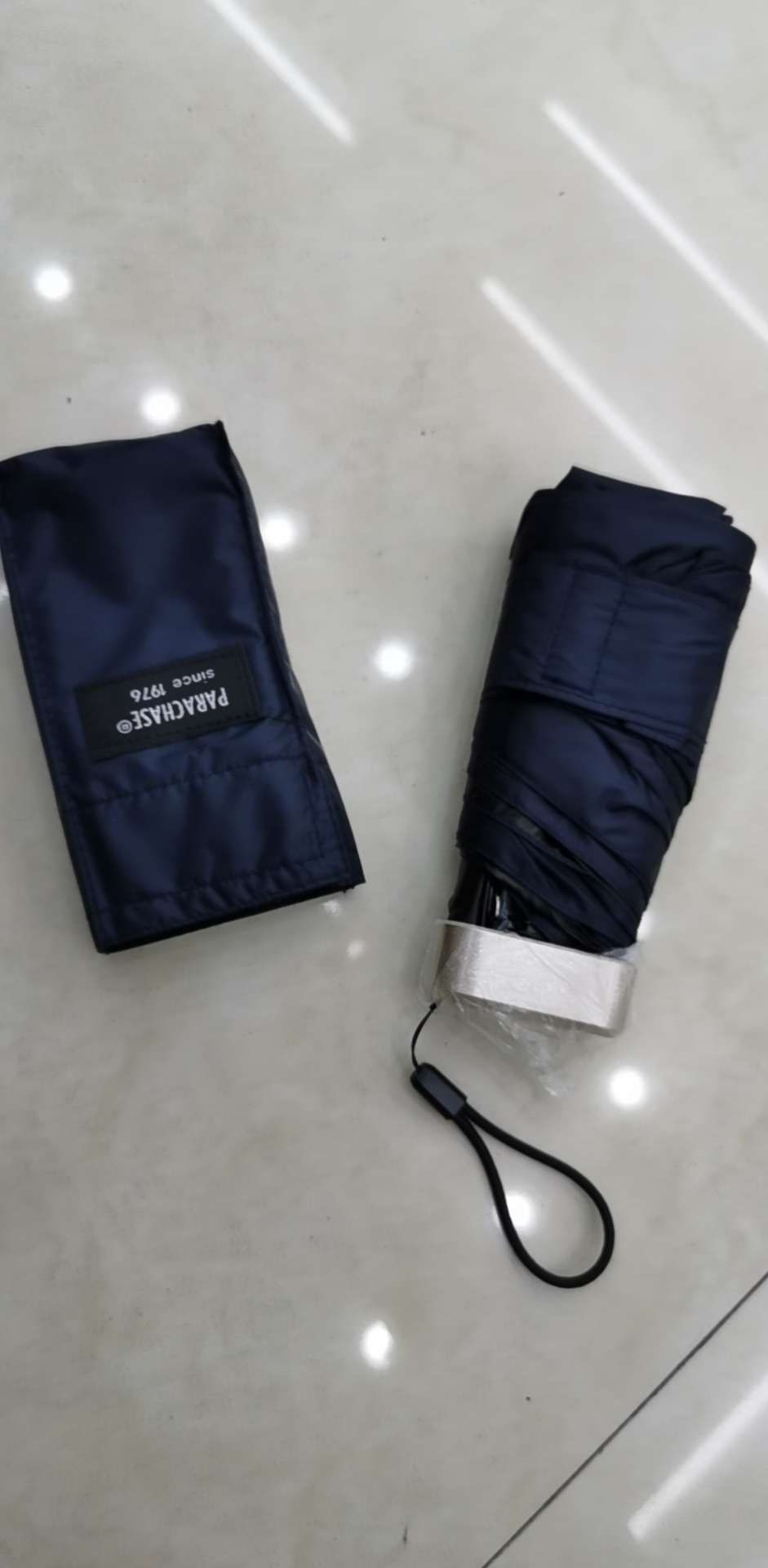 50x6k 60% hand-opening all-aluminum full-light-blocking mobile phone umbrella, item number 6001 detail image 1