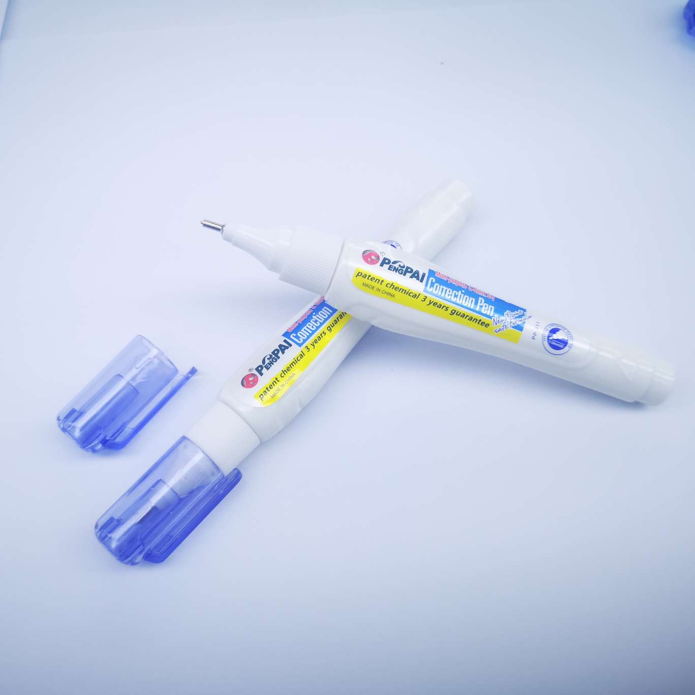 PP-111 correction fluid, 7ml, 12 pieces per box, steel head, smoother water flow, better coverage, and flat writing. detail image 4