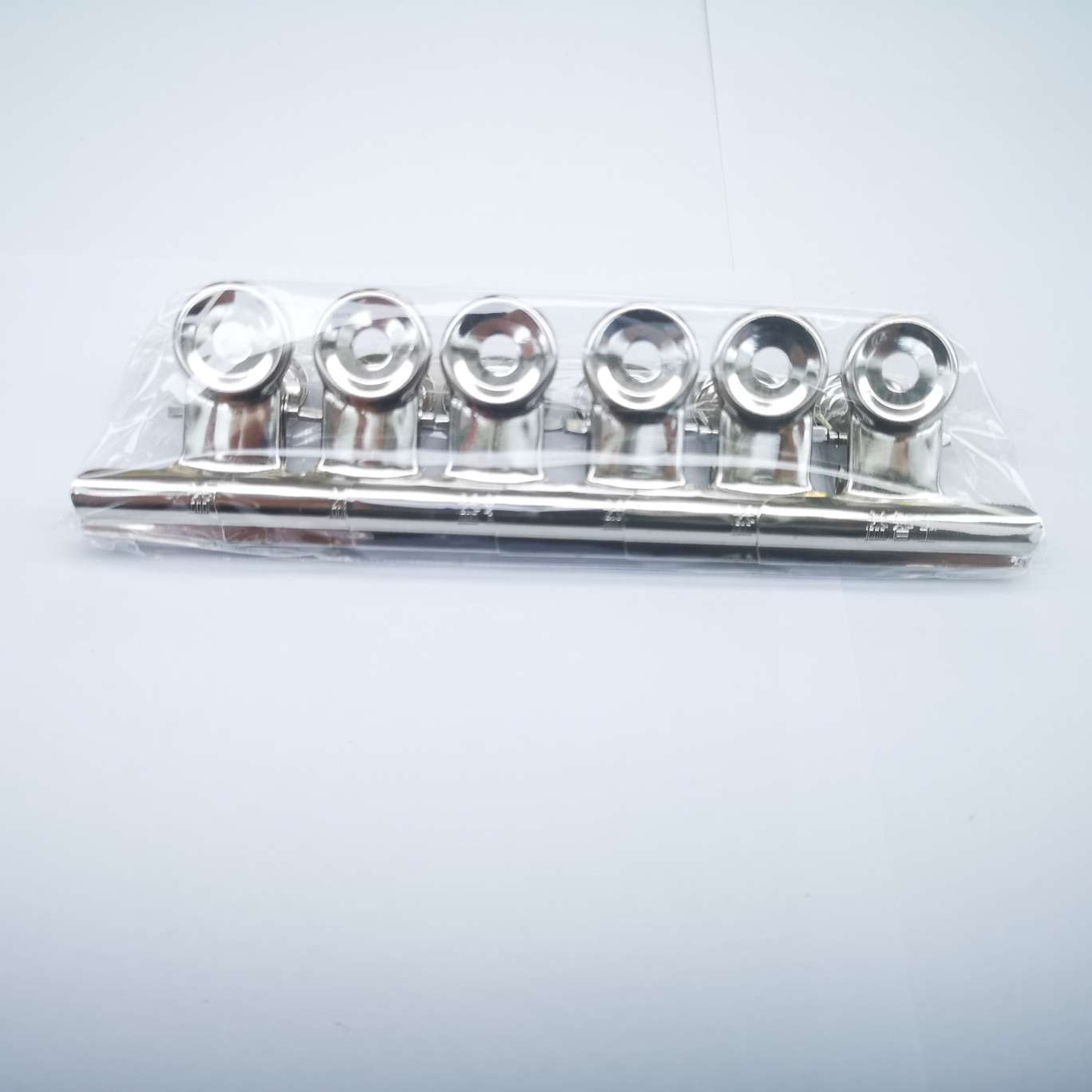 Yizhiwang 0014 round clip, 1440 pieces per piece, product size 38mm. pic 1