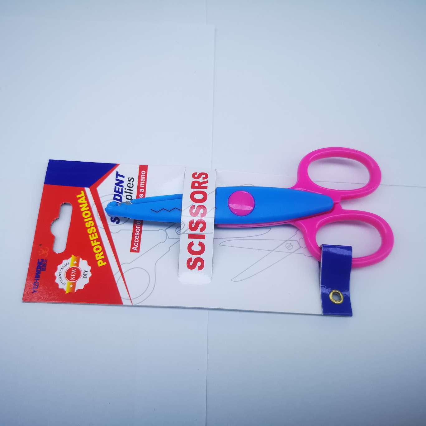 Yizhi King 7002D nail Card Scissors, 16 pieces per box, each box mixed in color, product size 13.5*6 detail image 2