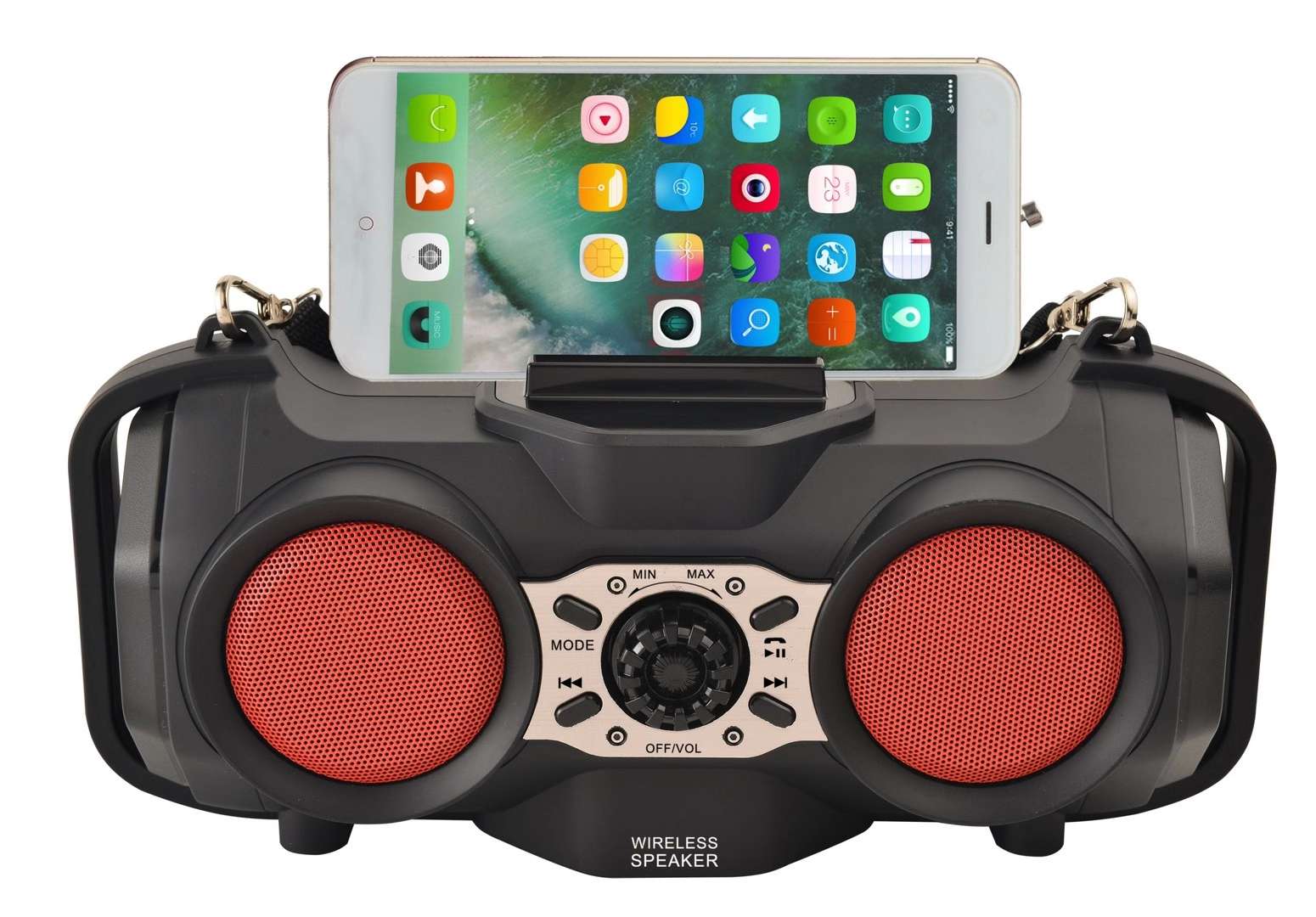 The ∪SB radio comes with two rechargeable batteries for Bluetooth undefined
