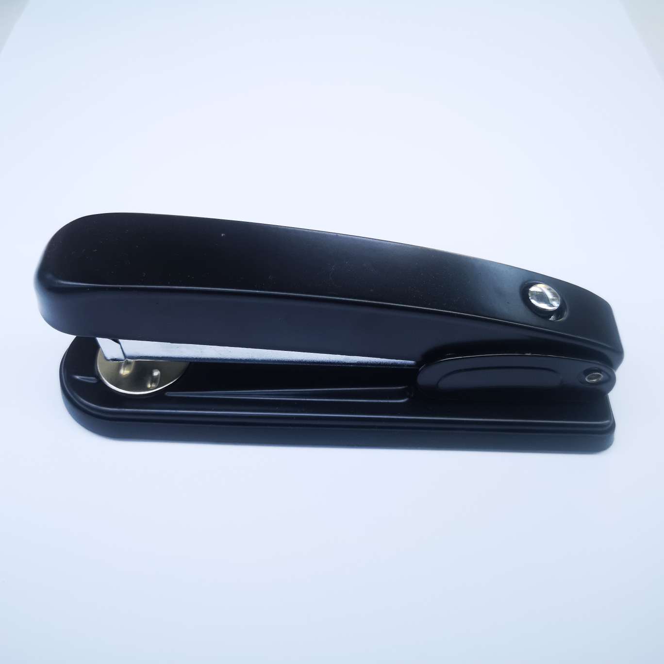 Yizhi King 666 stapler, 72 pieces per piece, suitable for 24/6 uniform needles, can fix 20-30 pages of paper, labor-saving stapler detail image 5