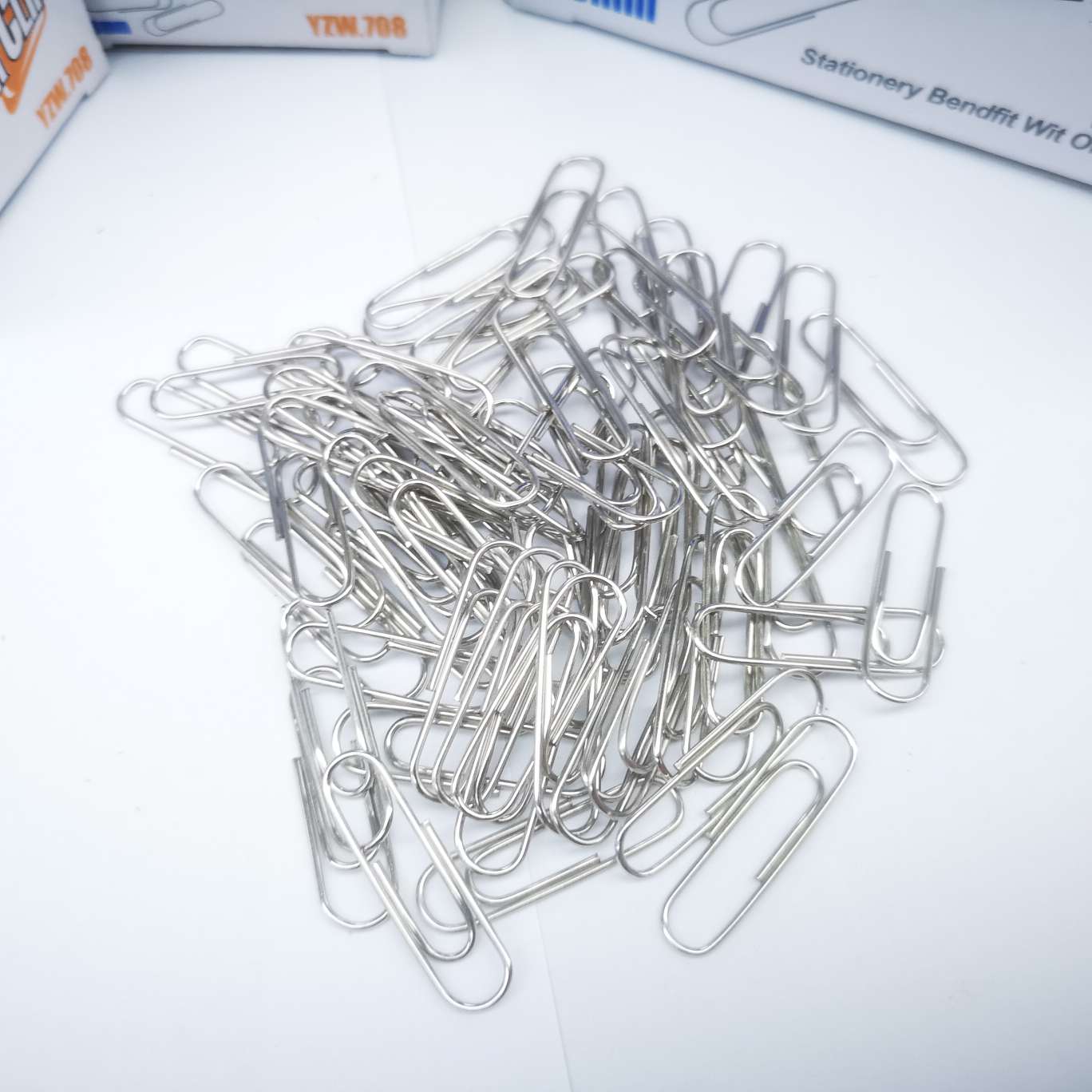 Yizhi King 716 paperclip, 500 boxes per piece. detail image 3
