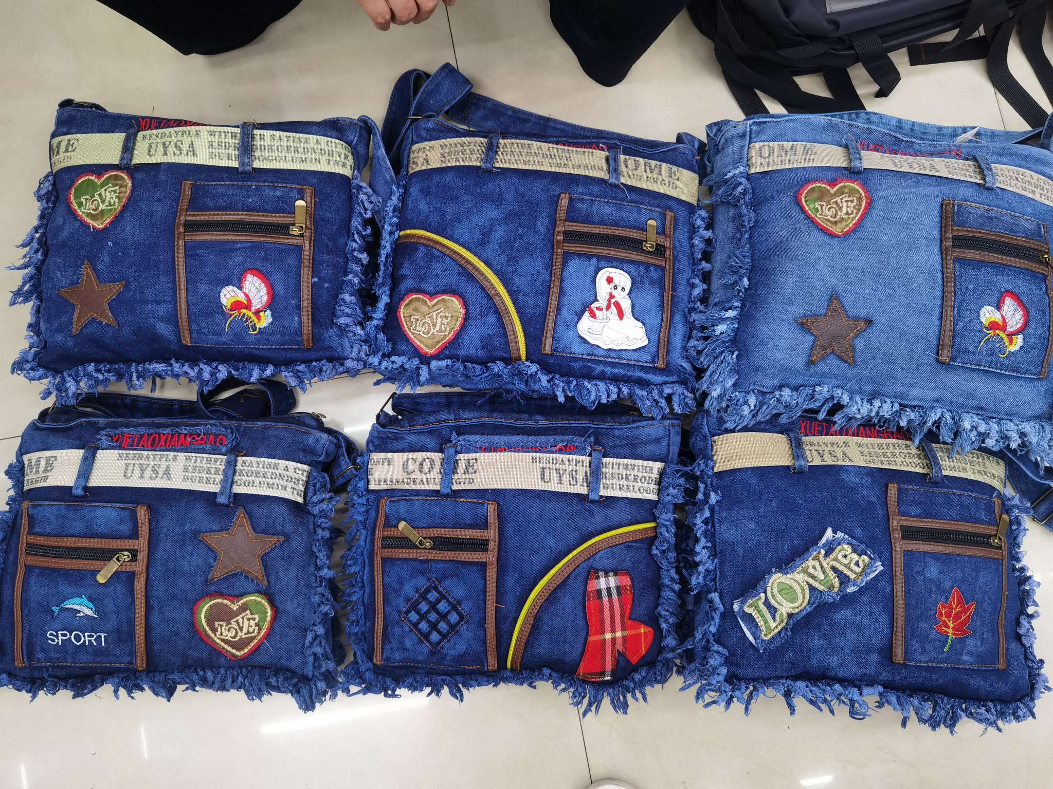 Denim shoulder bag thumbnail