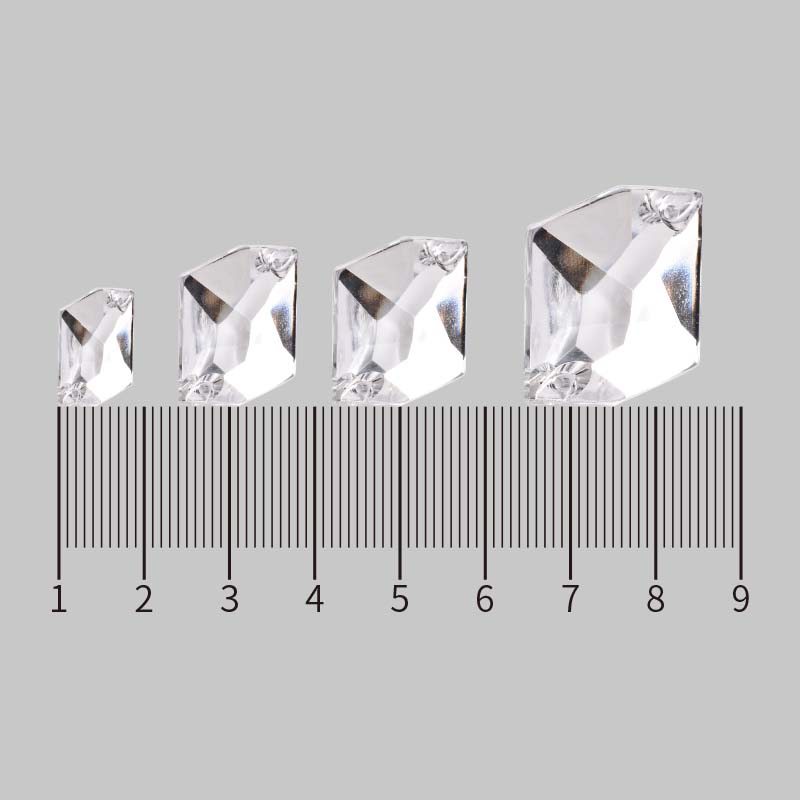 Irregular-shaped hand-sewn drill 16*21mm, ice cube white, 500 pieces, flat bottom, irregular-shaped hand-sewn drill, glass double-hole drill, high-end shoe accessory drill, super sparkling white drill Item Picture