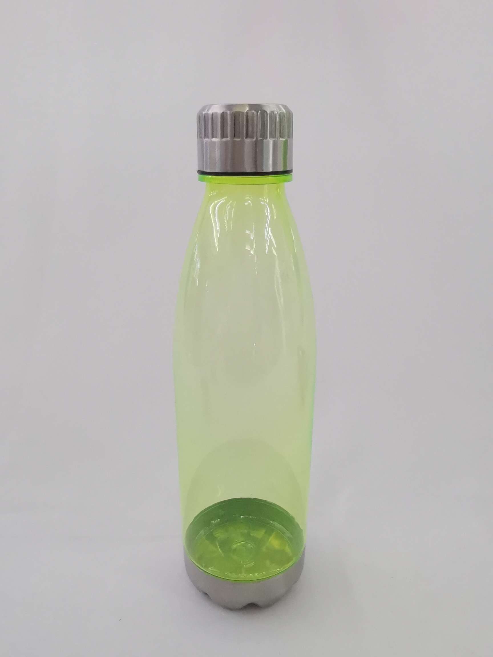 Factory direct sales of creative plastic stainless steel cap cola bottles, outdoor portable 800ML water cups Item Picture