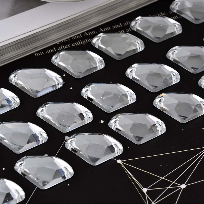 Irregular-shaped hand-sewn diamond 14*19mm ice cube white 1000-piece double-hole Taiwan acrylic clothing diamond wholesale diy applied-on diamond * undefined