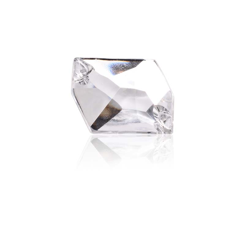 Irregular-shaped hand-sewn drill 16*21mm, ice cube white, 500 pieces, flat bottom, irregular-shaped hand-sewn drill, glass double-hole drill, high-end shoe accessory drill, super sparkling white drill Application Scenario