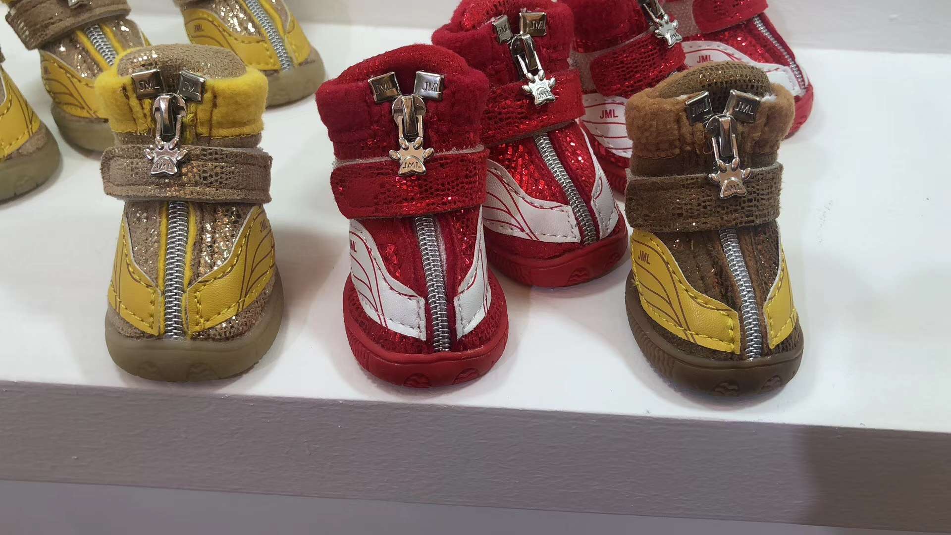 佳美乐新款第一批到的现货陆续开始出现断码，天气渐凉，亲们抓紧时间备货哦，质量好，实物更美丽[玫瑰]详情4