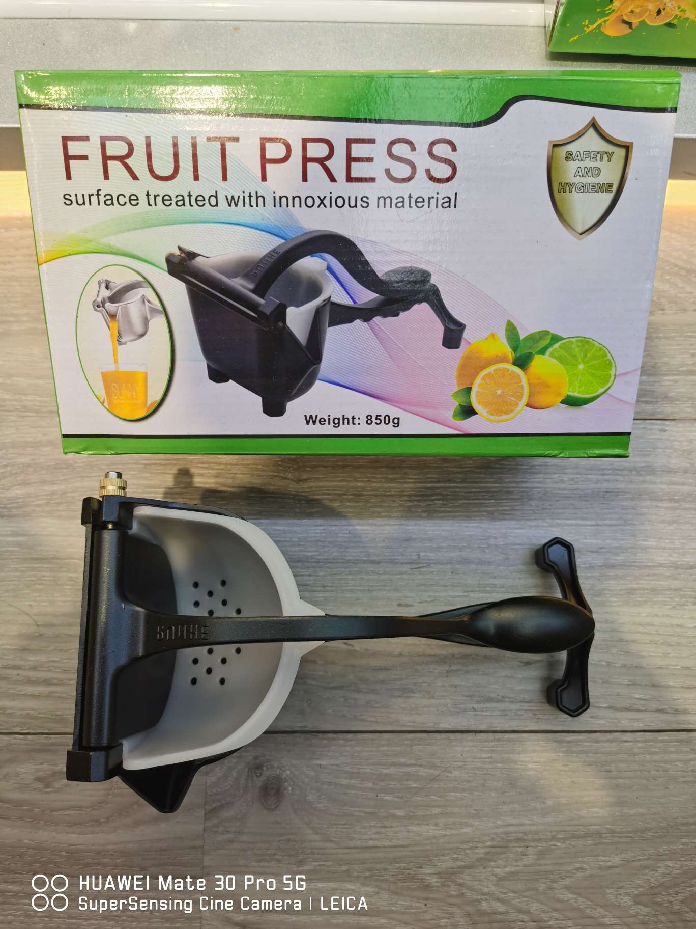 Juicer de frutas pintado manualmente