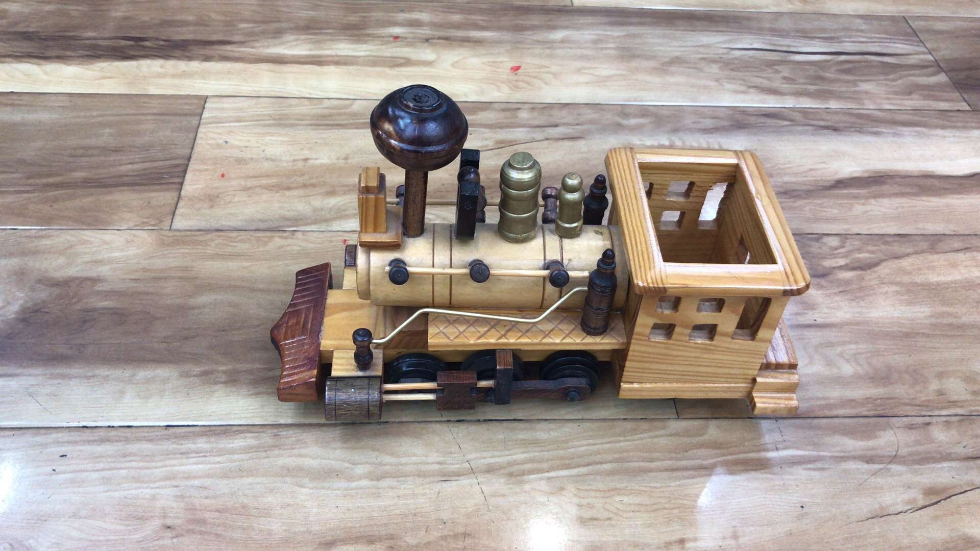木制车模工艺品1113