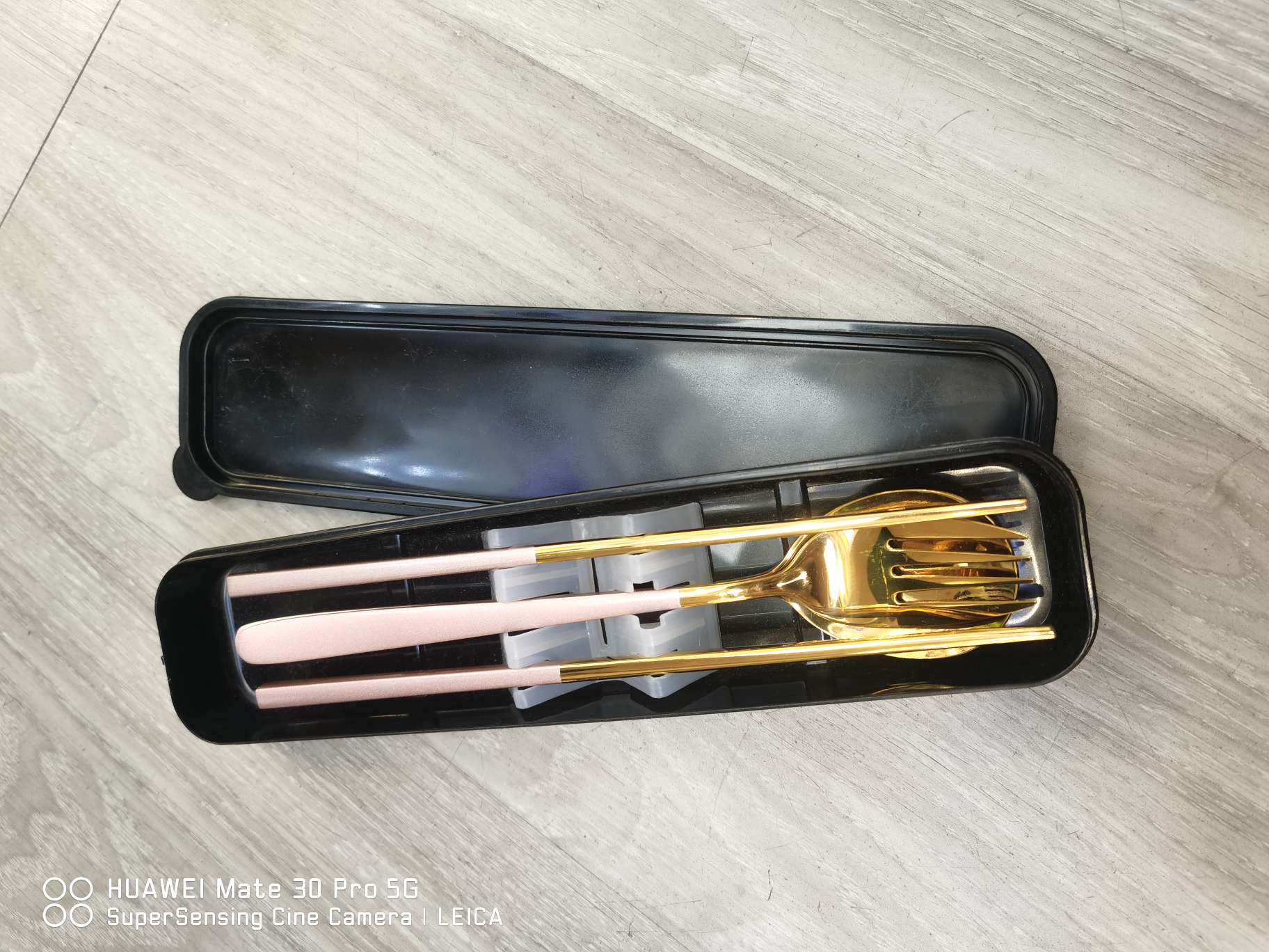 A three-piece set of Korean spoons, forks and chopsticks Specification image