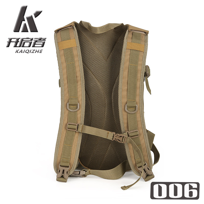 战术双肩水袋包户外多功能运动水袋包军迷防水迷彩水袋包含内胆详情图2