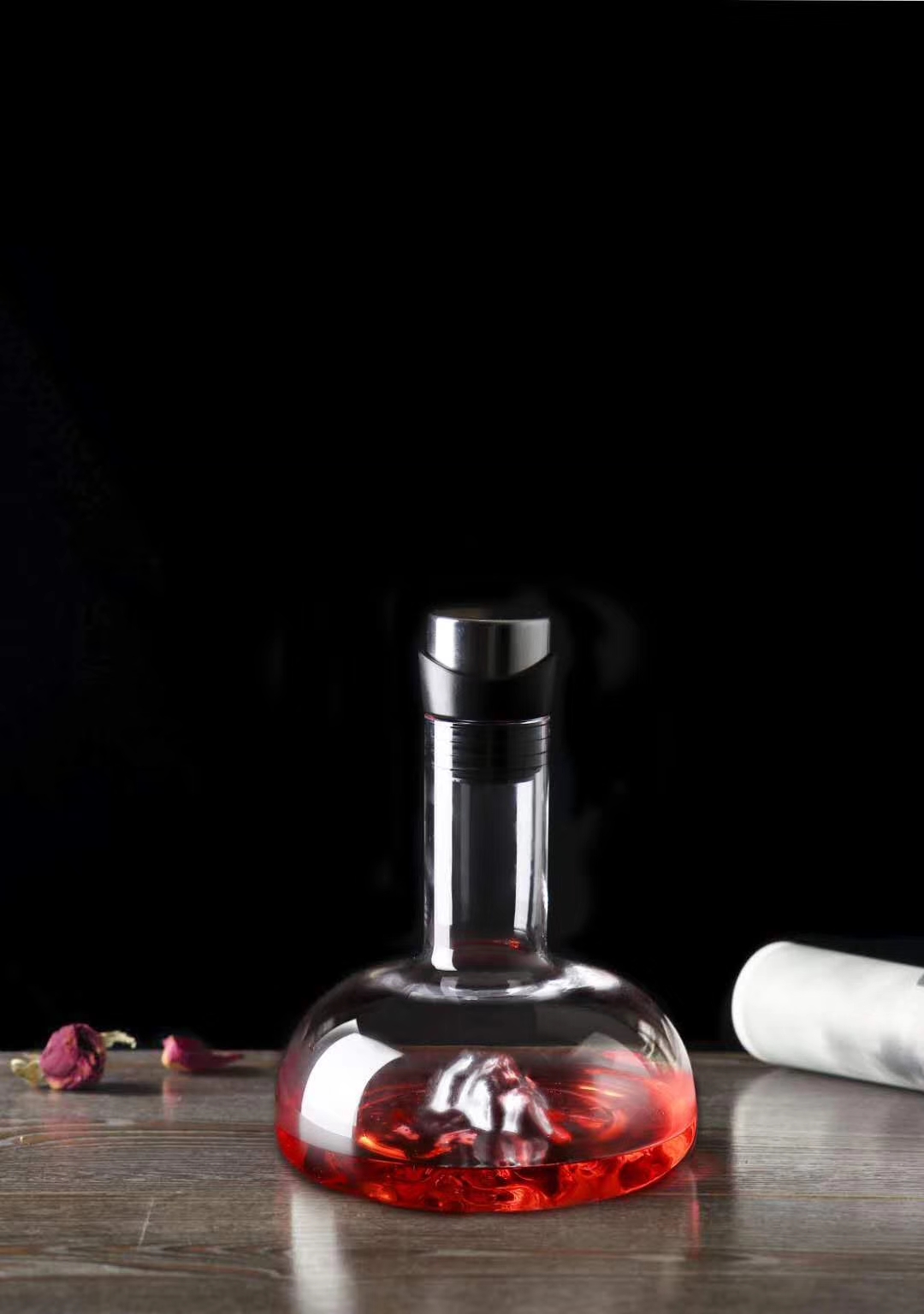 The crystal quick decanter is suitable for families, hotels and KTVS in 2022 pic 1