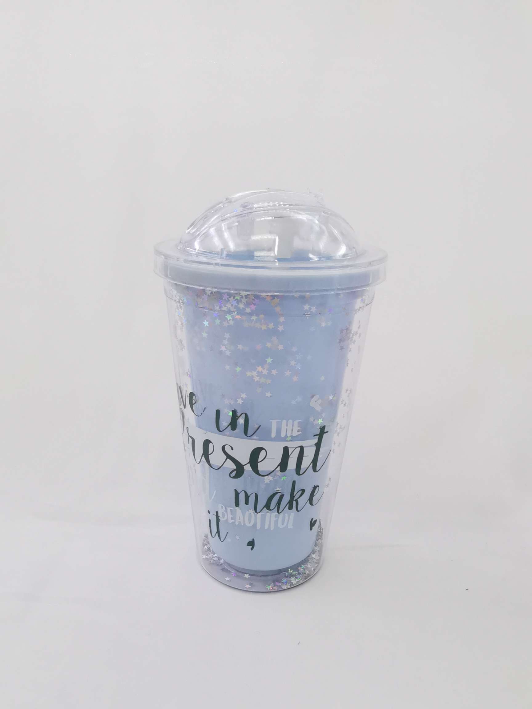 Factory direct sales of double-layer push-lid plastic cups, beverage straw cups, star sequin advertisements, internet-famous cups, and LOGO design Application Scenario
