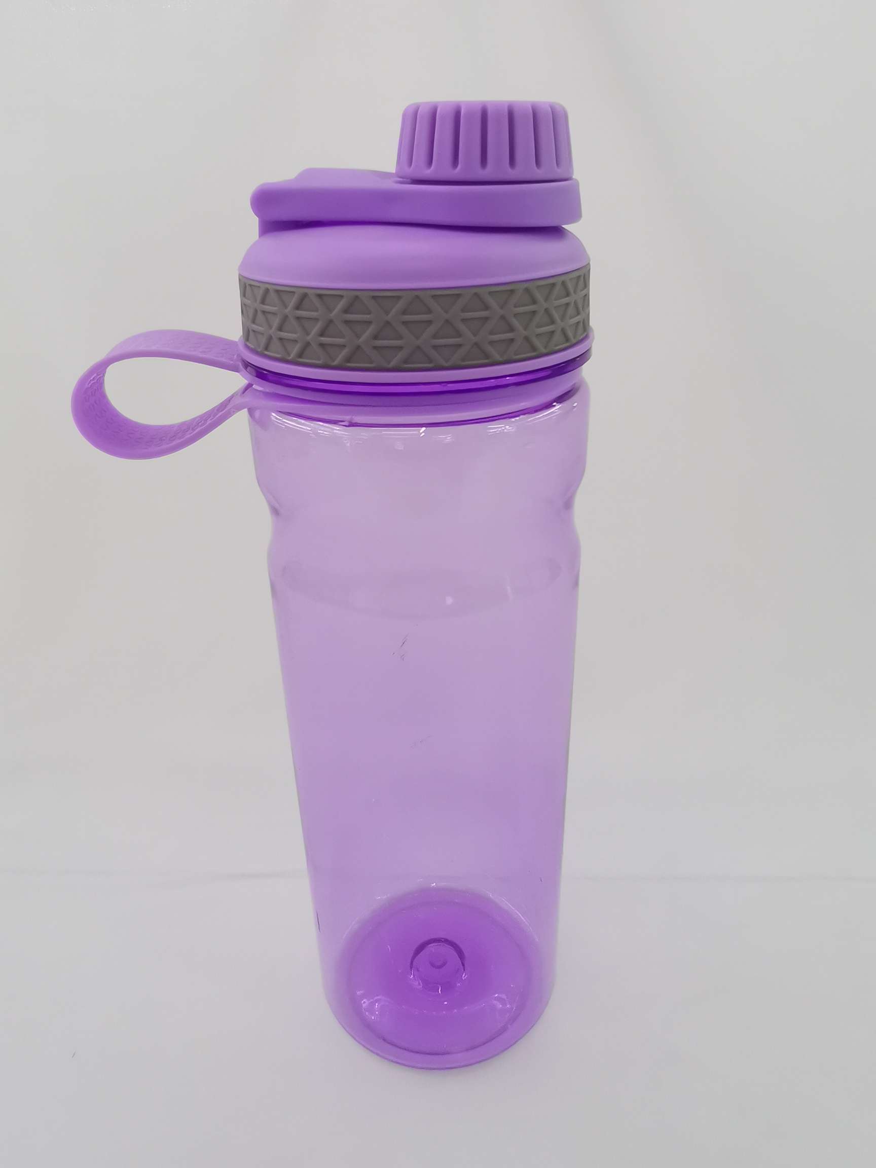 Creative Shaker Cup with ball Fitness Space Cup 800ML Sports water bottle with hand-held handle factory direct sales Application Scenario
