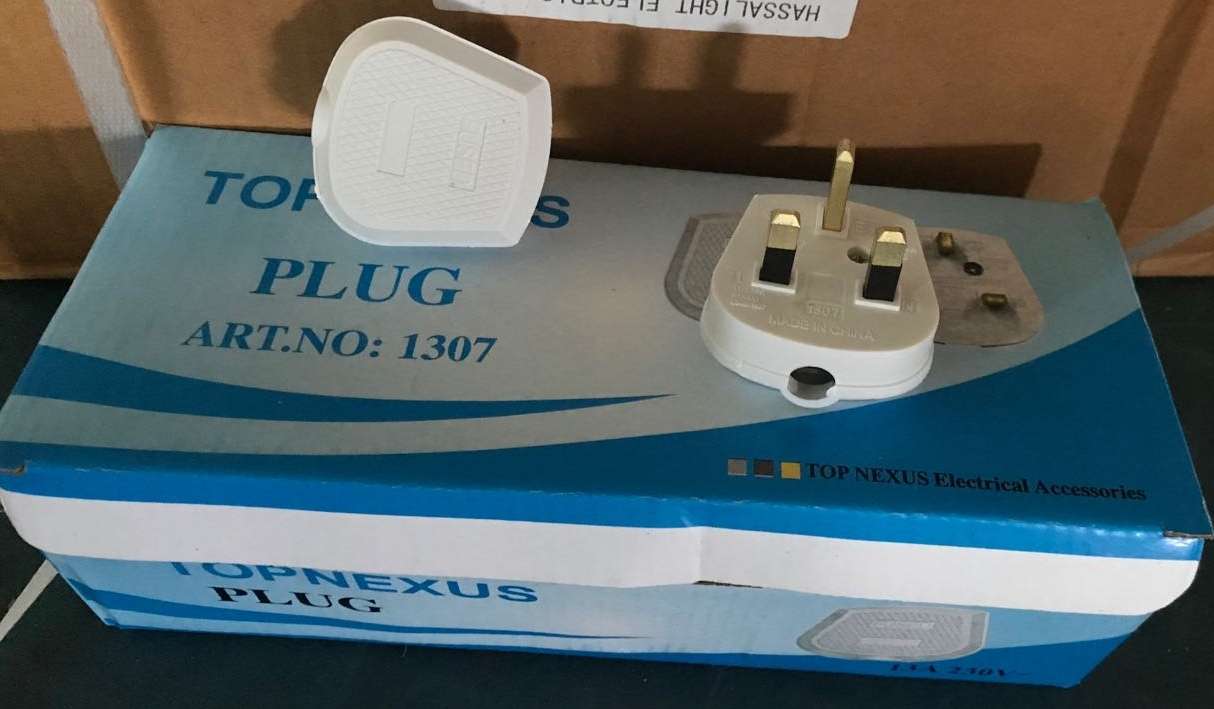 13A Switch plug thumbnail