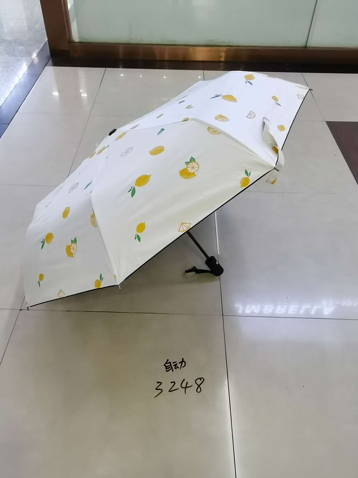 自开收黑胶伞细节图