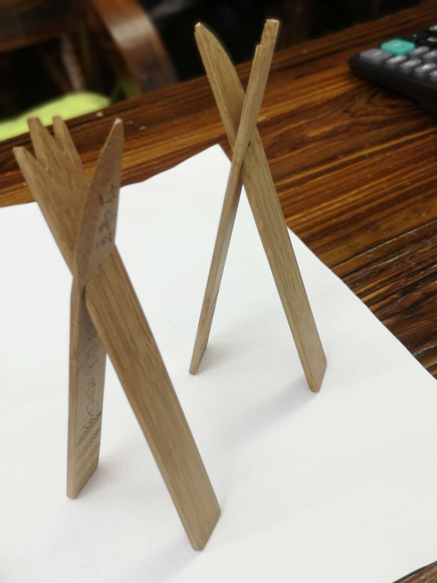 Bamboo knives and forks, food clips thumbnail