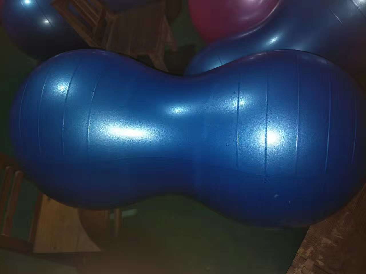 普拉提加厚健身球瑜伽球75厘米莹光瑜伽球详情图1