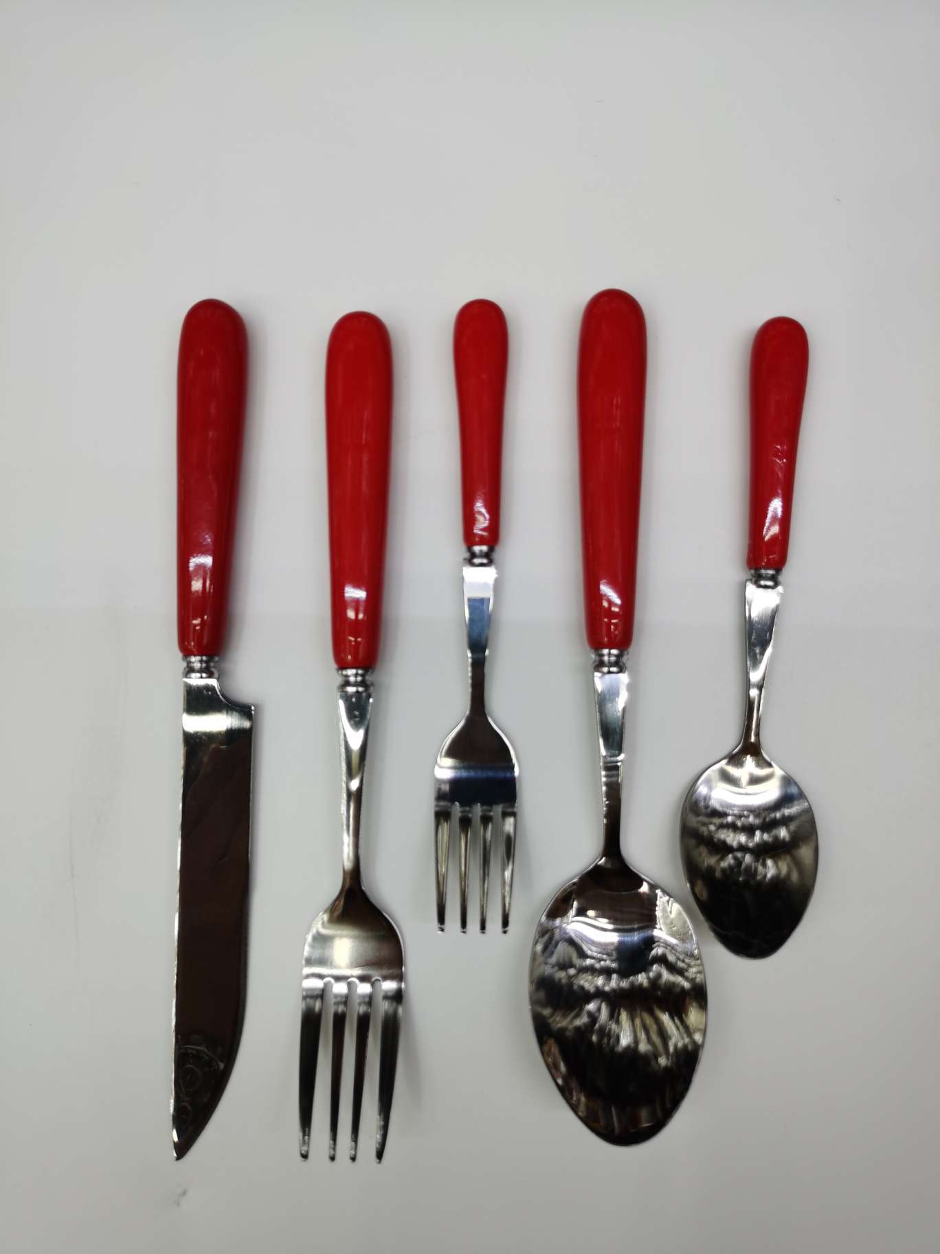 中国红陶瓷，颜色漂亮