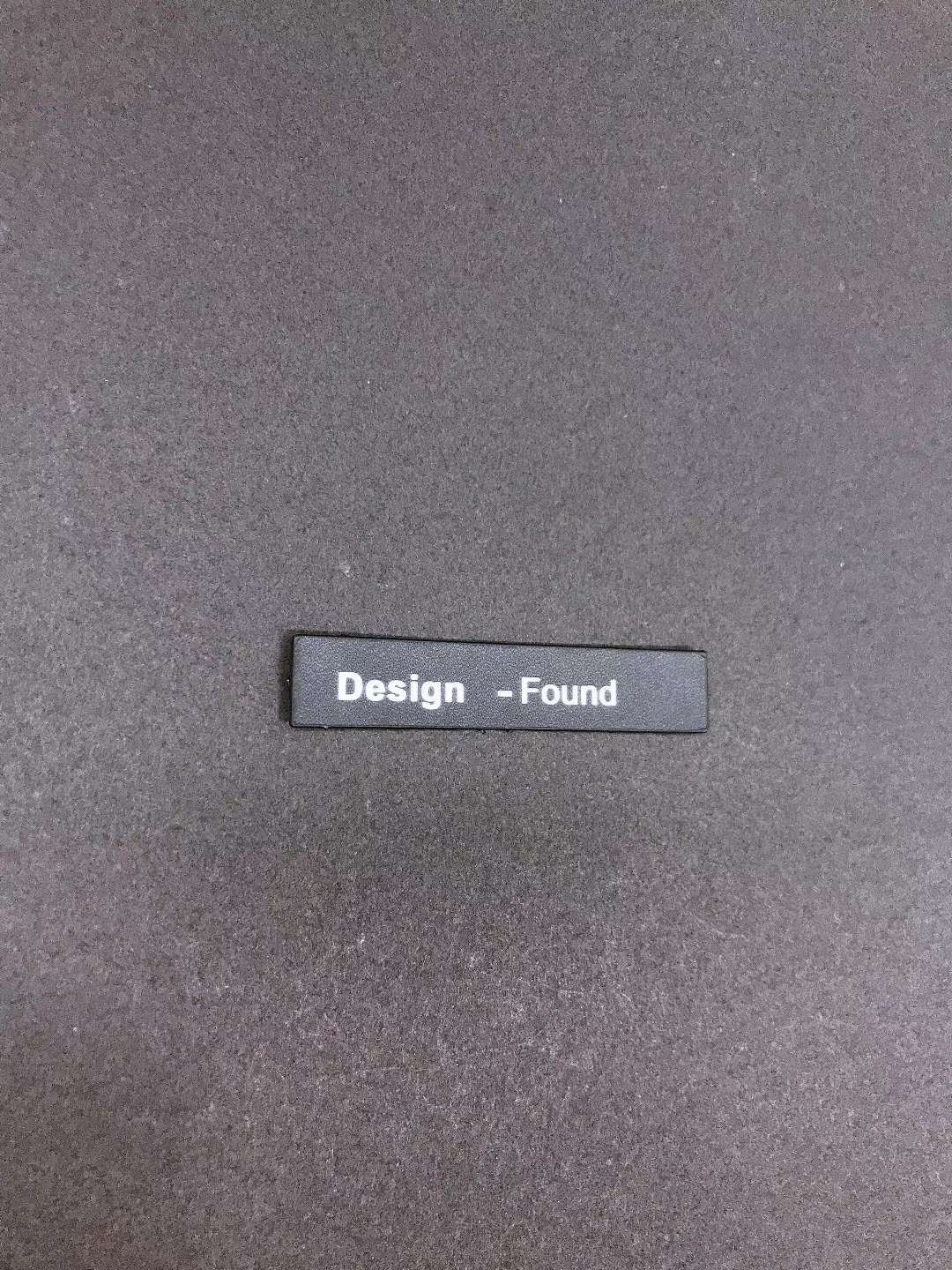 皮标 皮牌 帽子商标  PVC商标 装饰皮标 儿童标牌 补丁 贴标 裤标  口袋标牌 时尚皮标