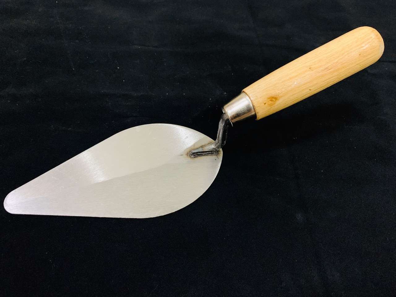 Trowel Peach-Shaped Wooden Handle Bricklaying Knife Trowel Craftsman Construction Hardware Tools Shovel 7 Inches Application Scenario