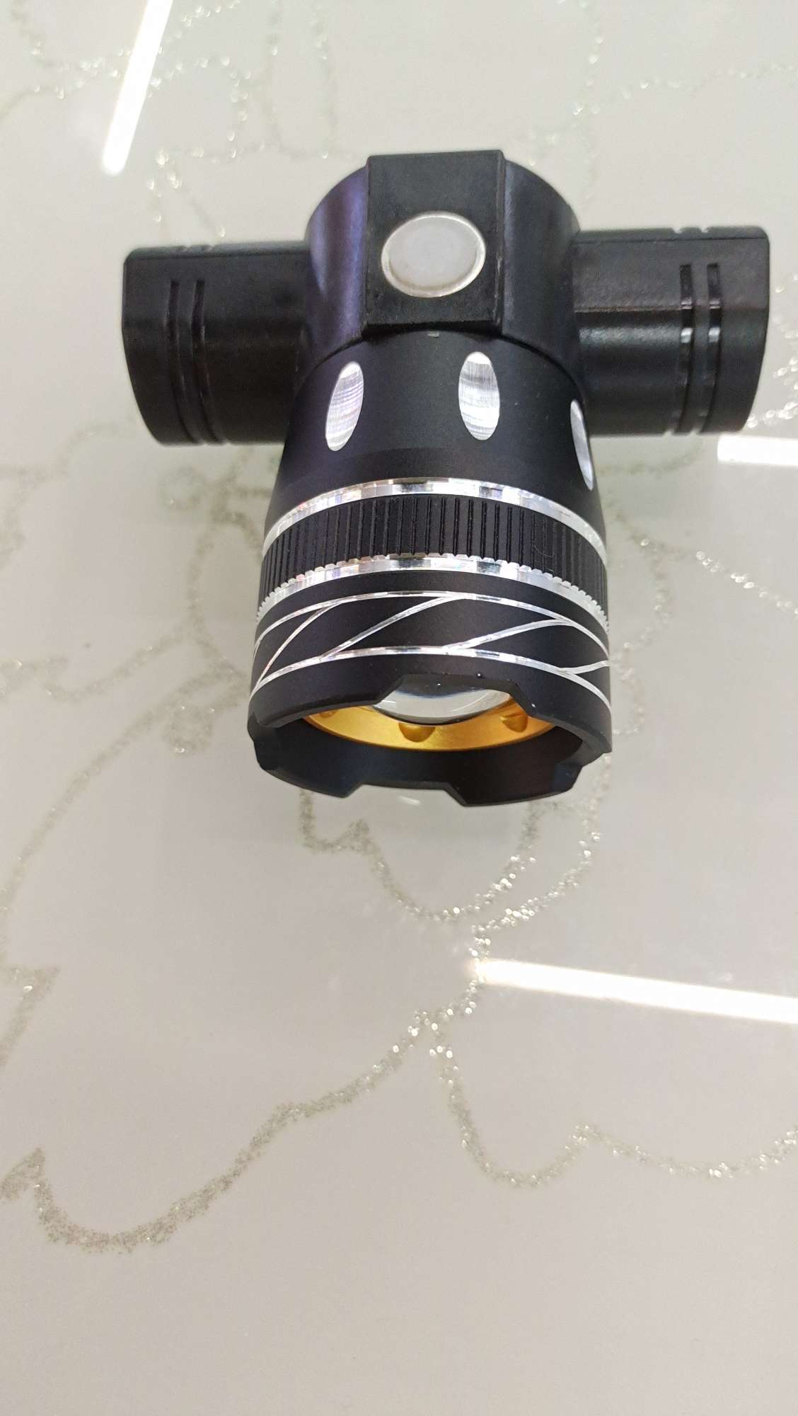 7602 T six, aluminum alloy high-intensity bicycle lamp usB charger detail image 1