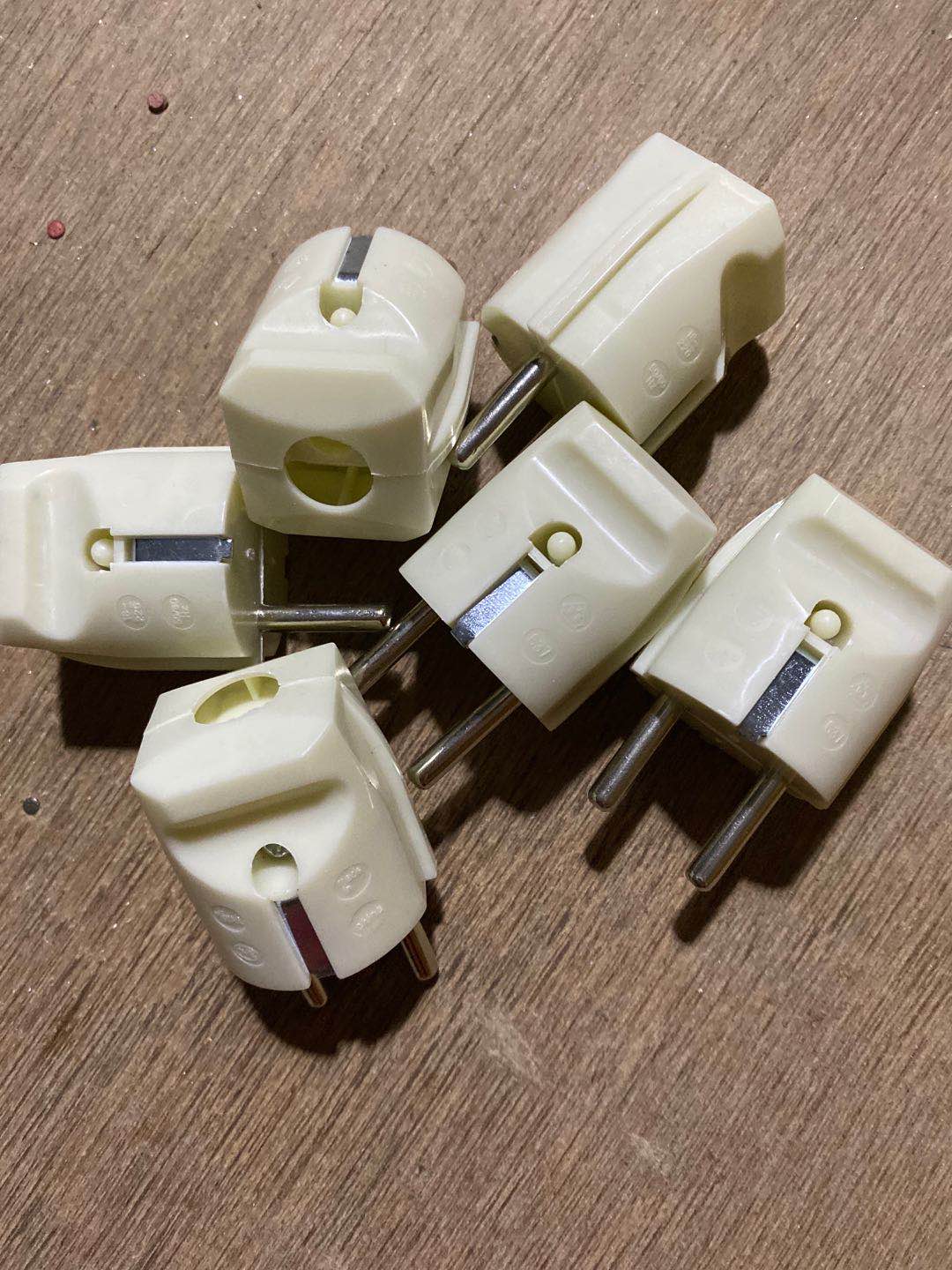 "637 plug"