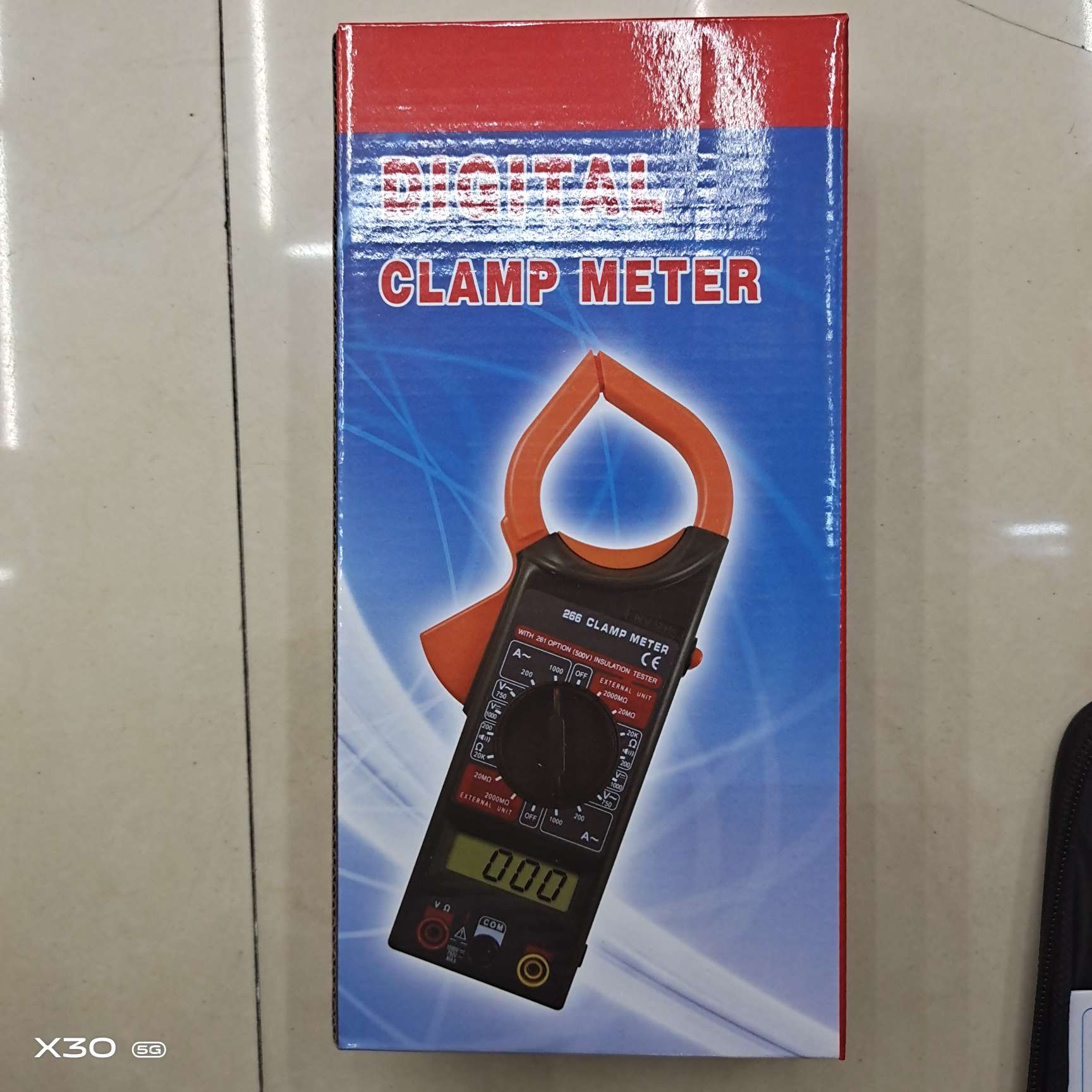 266万用表细节图