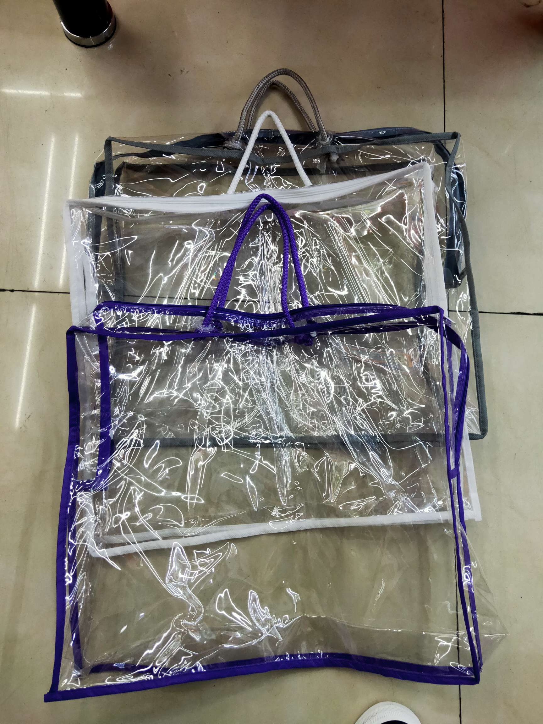 Clothing bag 666