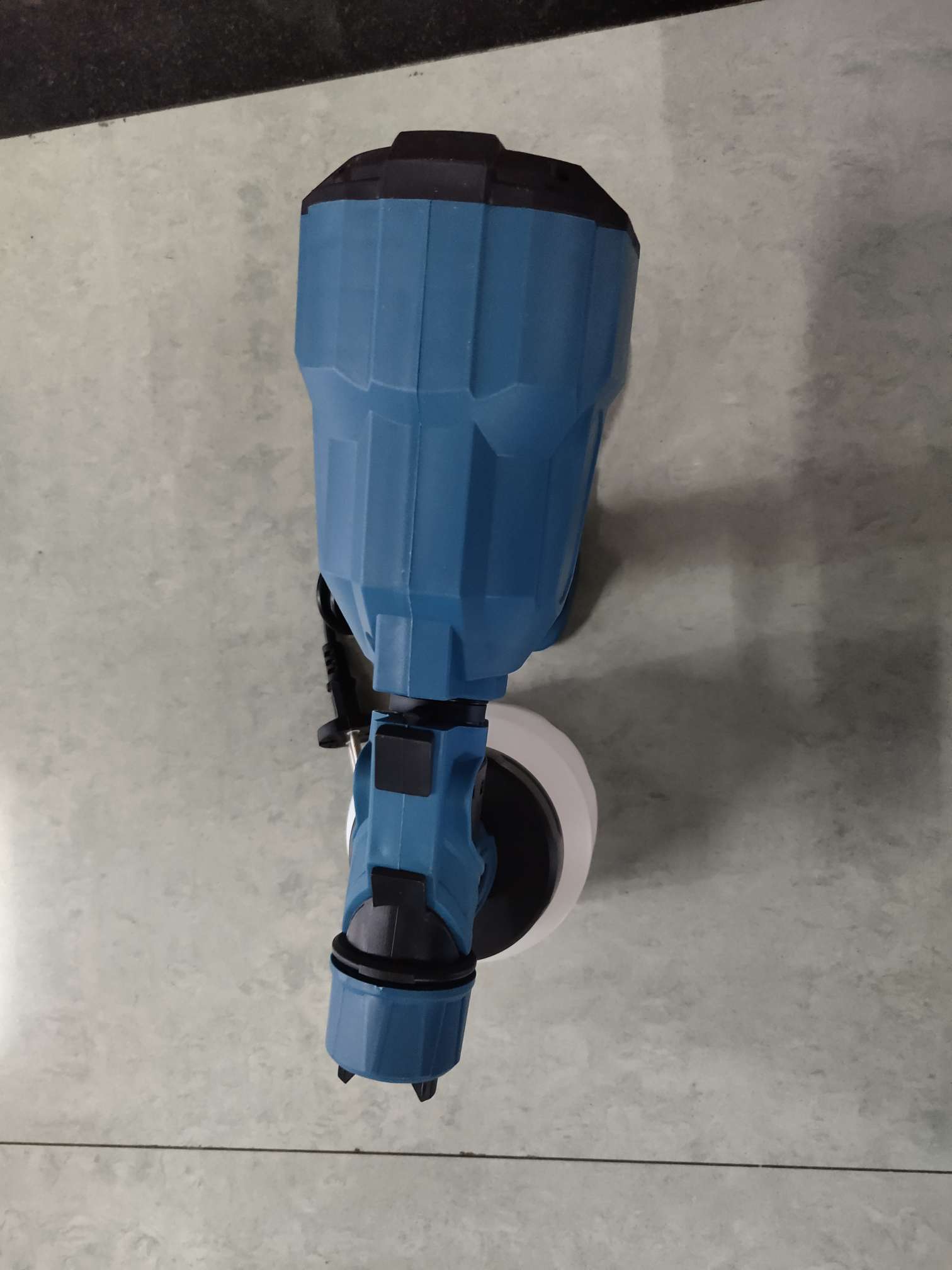 Blue paint sprayer detail image 1