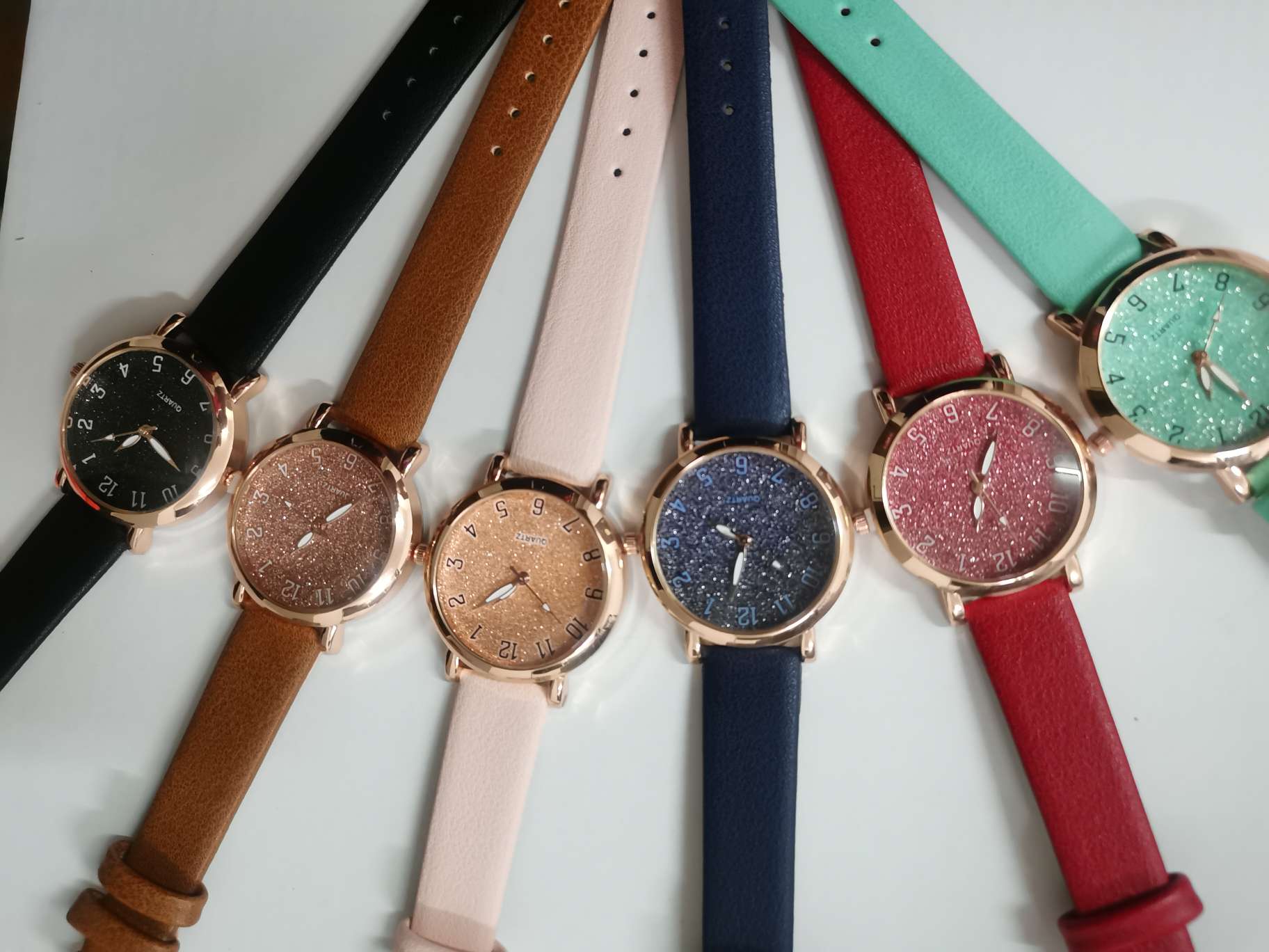 16-head fashion watch details Picture